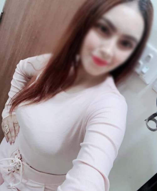 College Call Girl in Ahmedabad